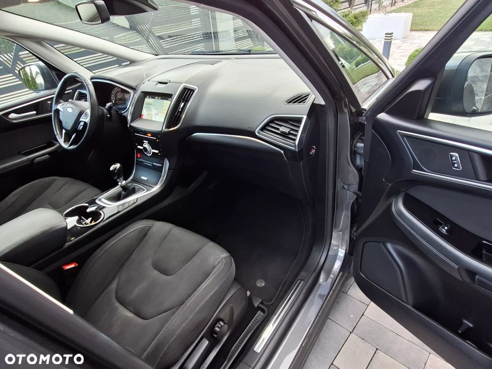 Ford S-Max 1.5 Eco Boost Start-Stopp Titanium - 33