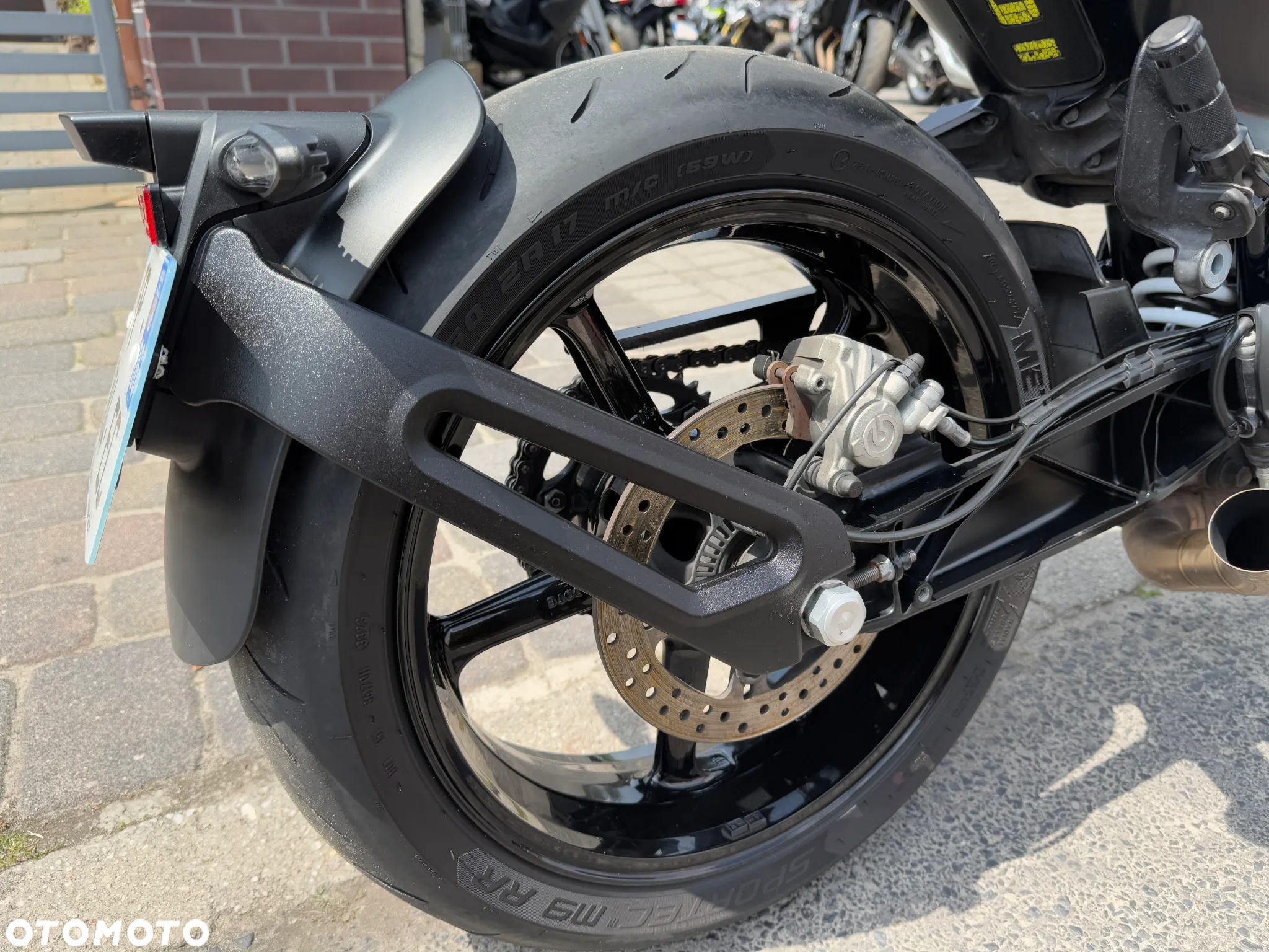 Husqvarna Vitpilen - 23