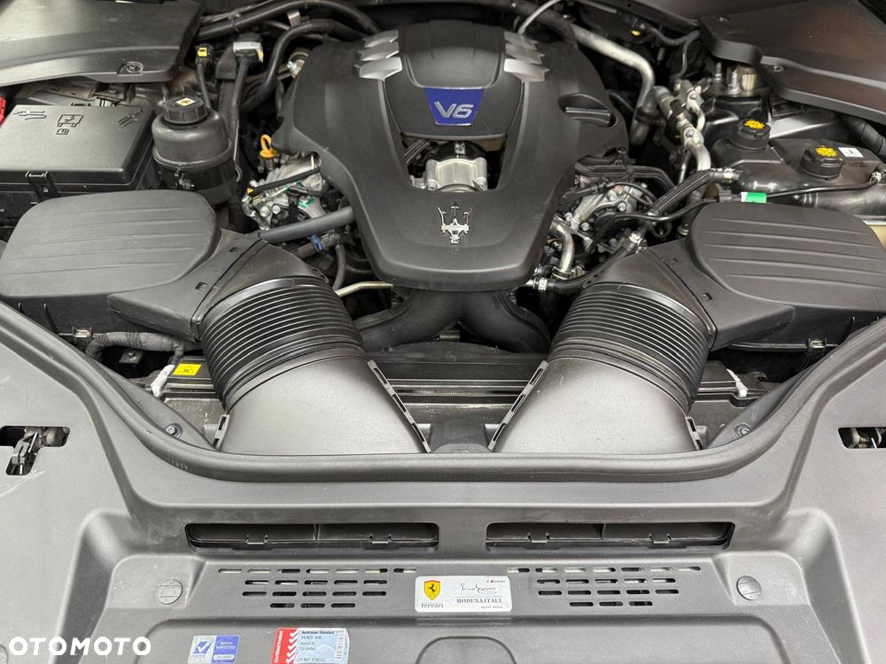 Maserati Levante Modena S - 36