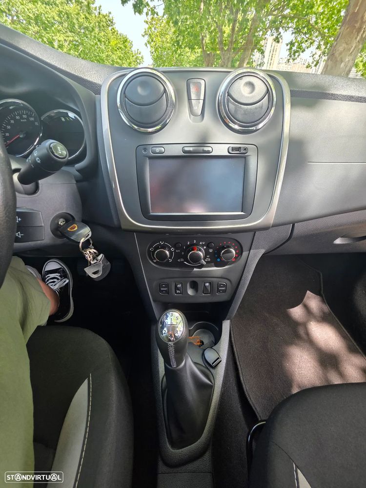Dacia Sandero 0.9 TCe Stepway - 12