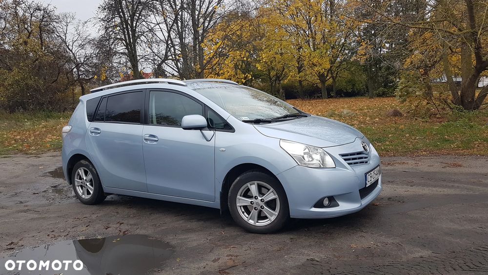 Toyota Verso 1.8 Sol 7os - 1