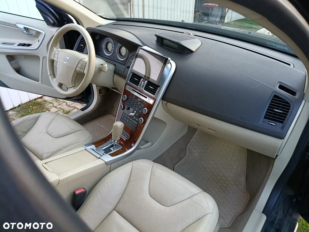 Volvo XC 60 - 11