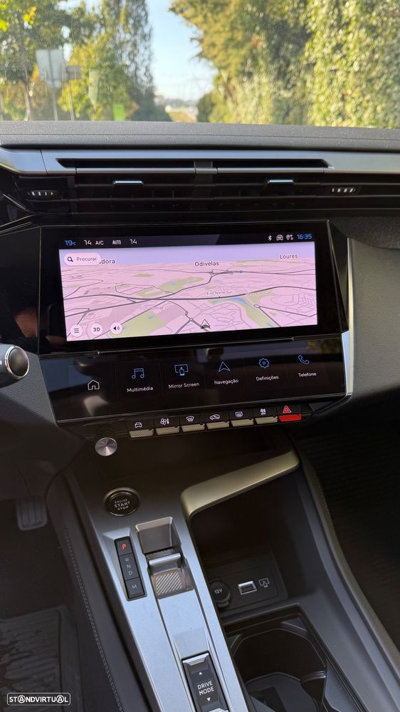 Peugeot 408 - 18