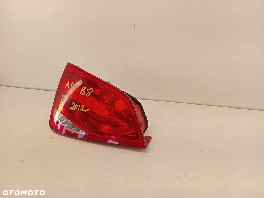 LAMPA LEWA TYLNA TYŁ AUDI A4 B8 W KLAPĘ SEDAN - 3