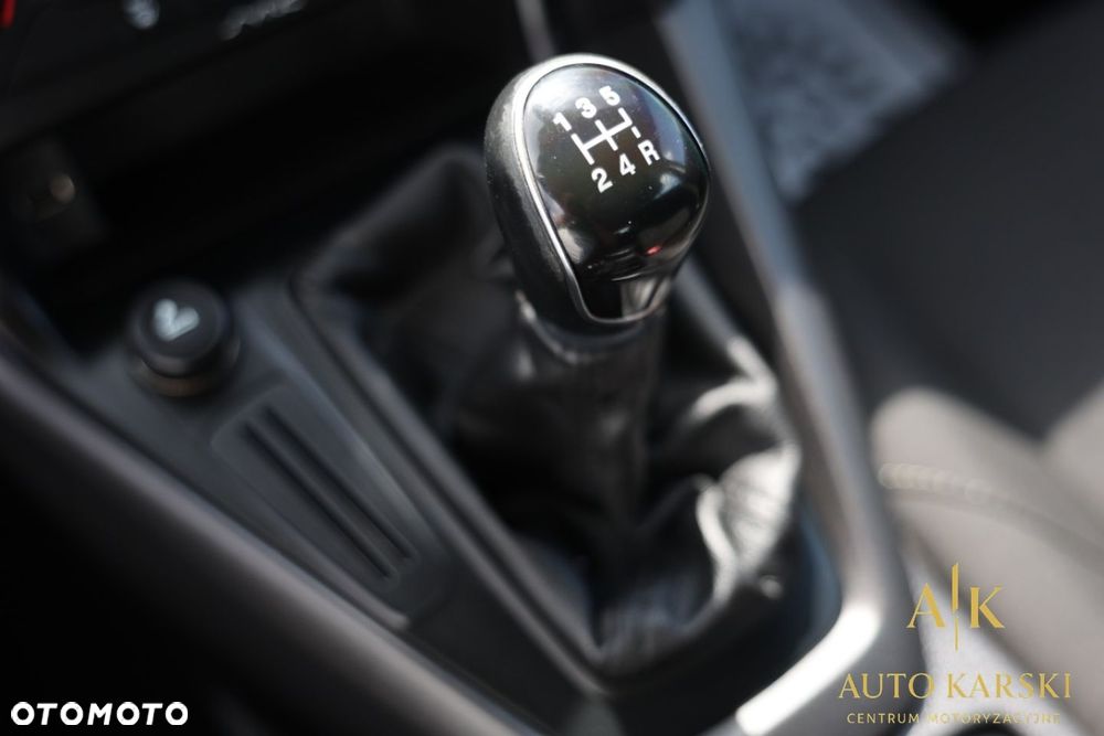 Ford Focus - 27