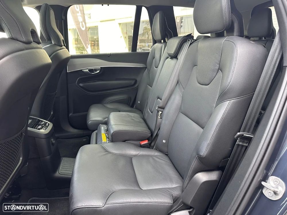 Volvo XC 90 2.0 T8 PHEV Plus Dark AWD — fotografia 4