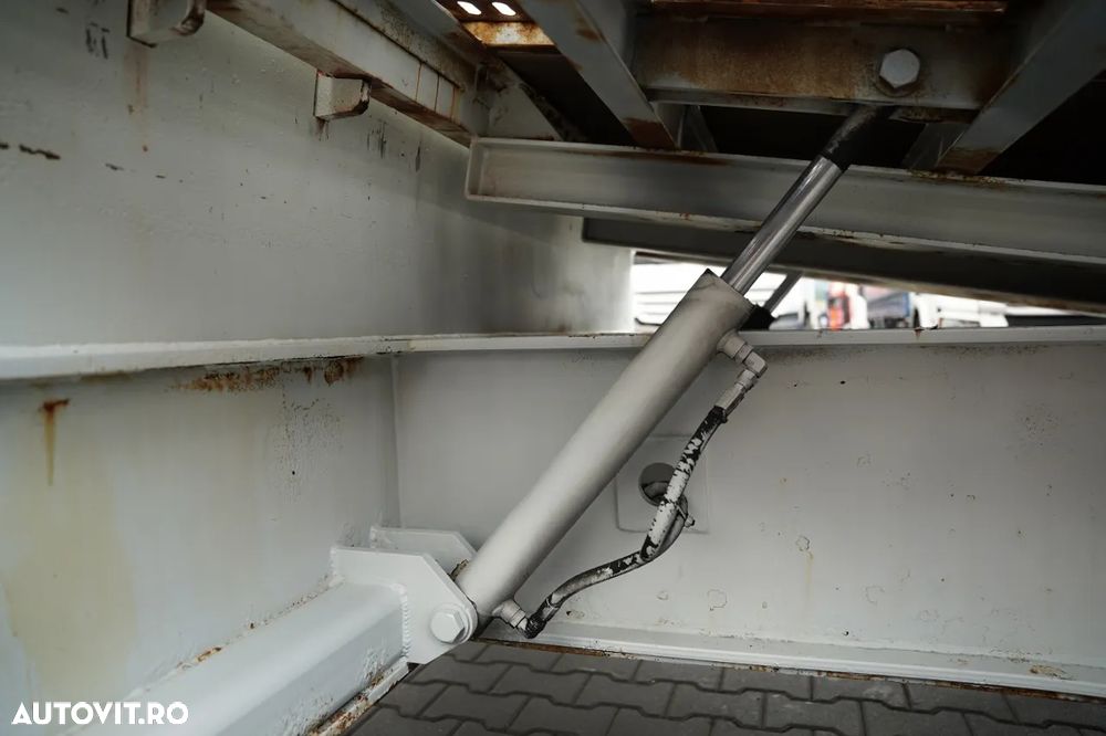 Altul REMORCA AUTO AMC CASTERA / ÎNCĂRCARE JOSĂ / 13,5 M / TABEL HIDRAULIC / TABELE HIDRAULICE / AX DE DIRECȚIE / TRONCIU - 26