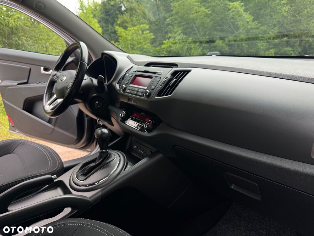 Kia Sportage 2.0 CVVT 2WD Automatik Vision - 19