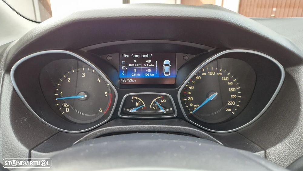 Ford Focus SW - 11