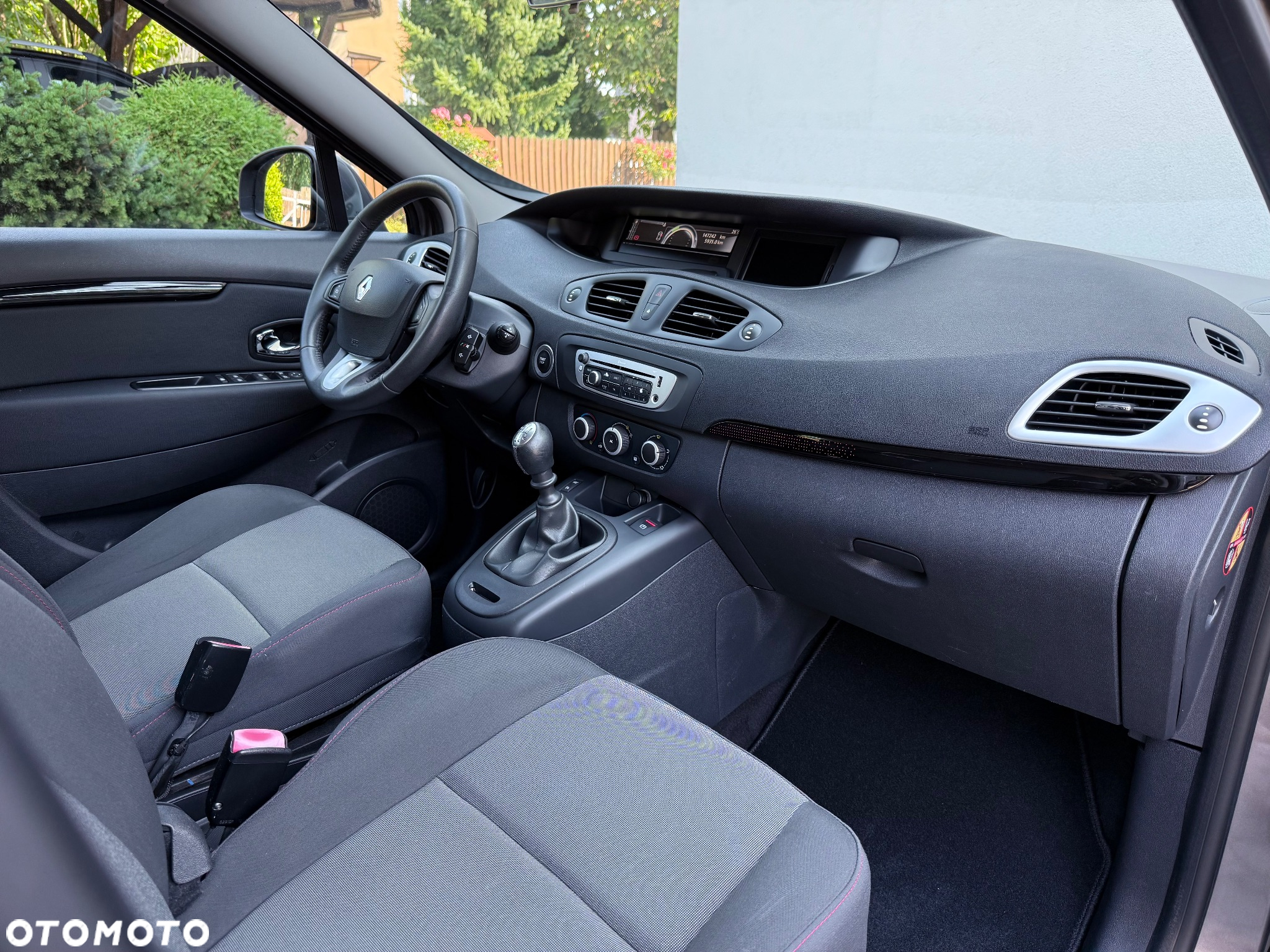 Renault Grand Scenic 1.6 16V 110 Paris - 26