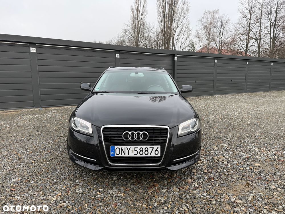 Audi A3 Sportback 2.0 TDI DPF S tronic Attraction - 2