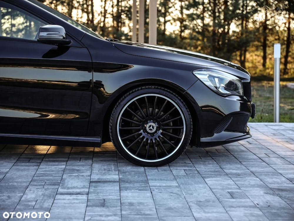 Mercedes-Benz CLA 200 d 7G-DCT - 16