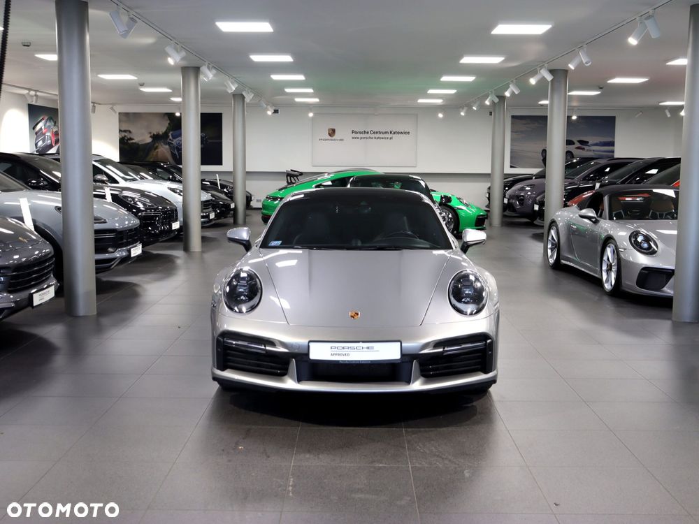 Porsche 911 Turbo S - 8