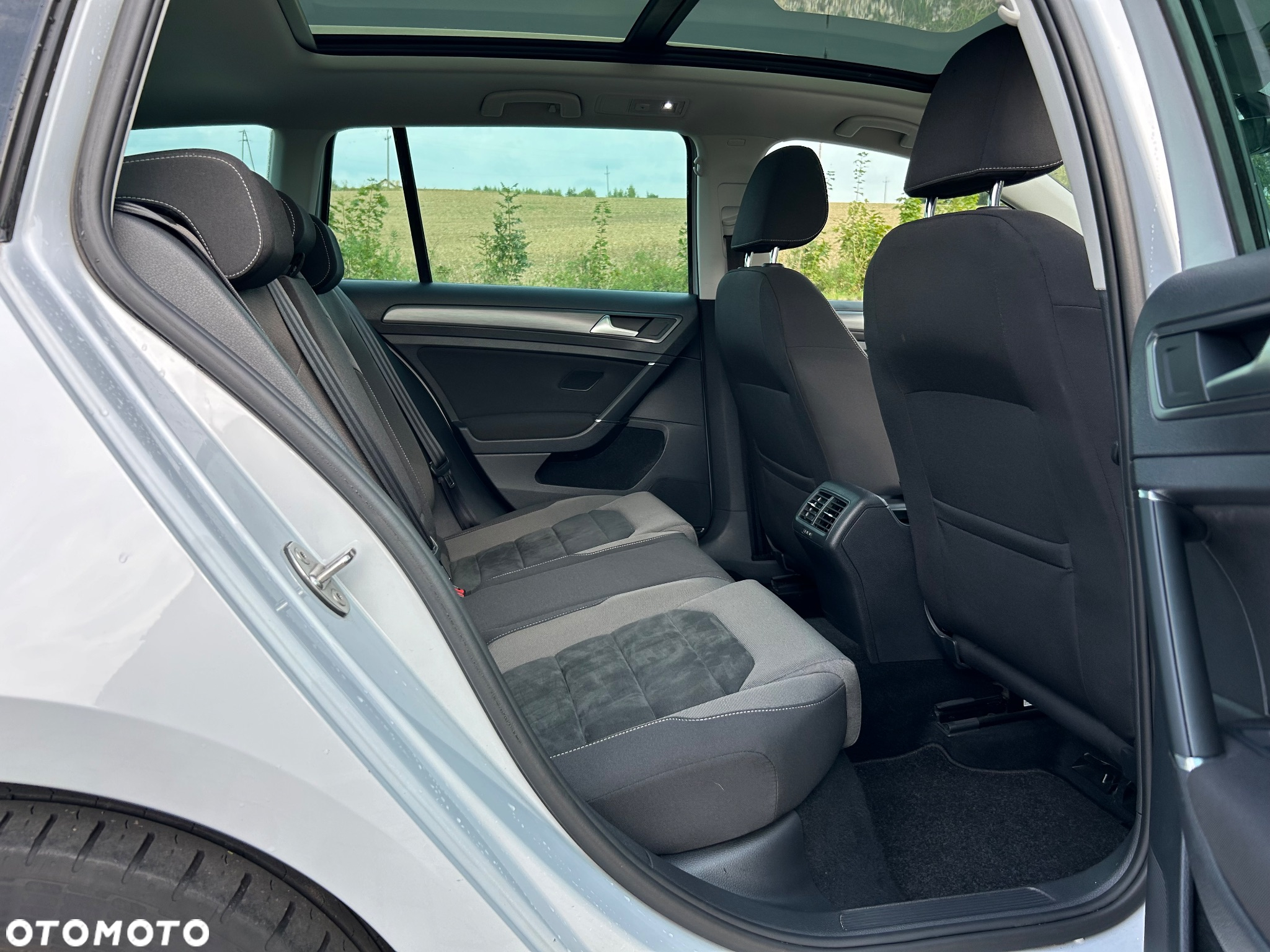 Volkswagen Golf 1.5 TSI ACT (BlueMotion Technology) Comfortline - 15