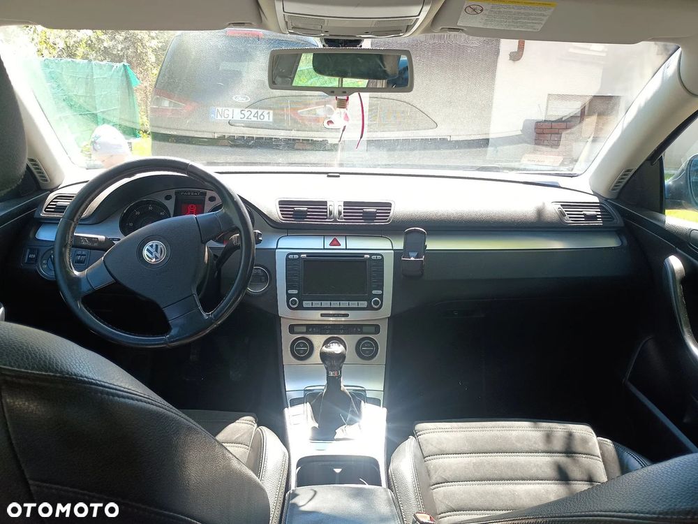 Volkswagen Passat 2.0 TDI Highline - 7