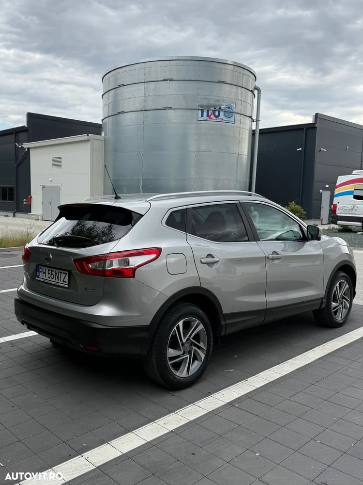 Nissan Qashqai 1.5 DCI TEKNA - 4
