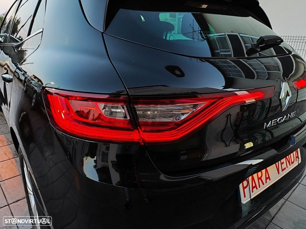 Renault Mégane 1.3 TCe Limited J17 - 22