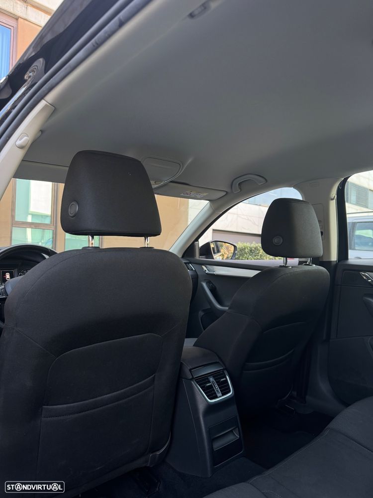 Skoda Octavia Break 1.6 TDi Style DSG - 8