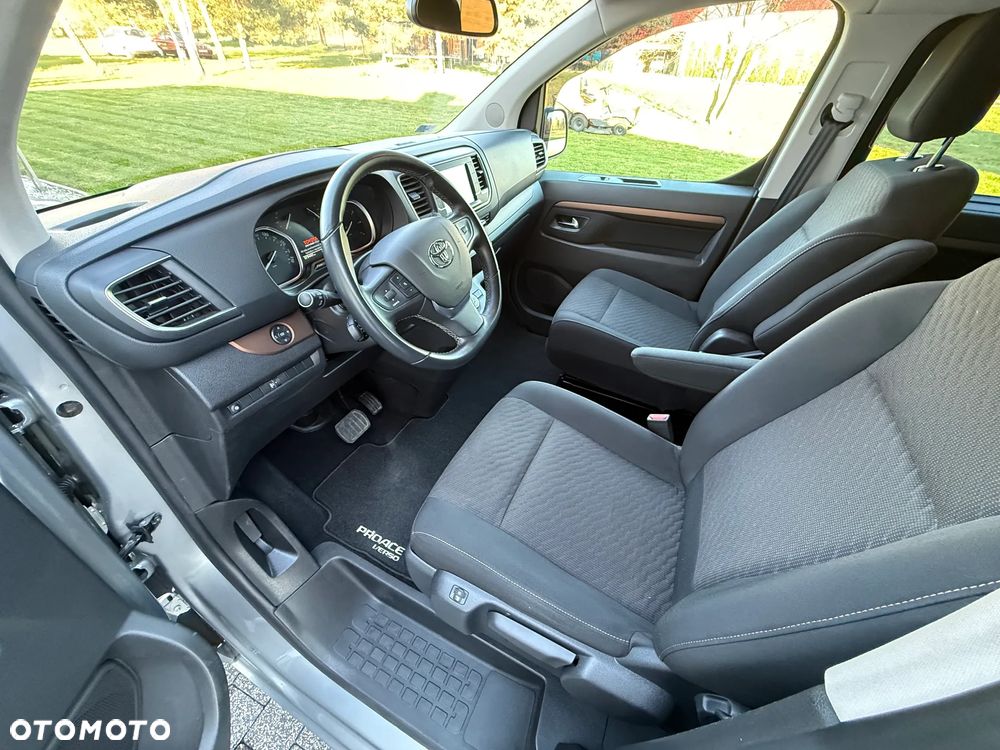 Toyota ProAce Kombi D-4D Long 2,8t - 7