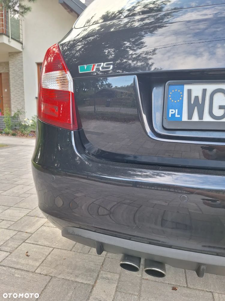 Skoda Fabia 1.4 TSI Combi DSG RS - 9