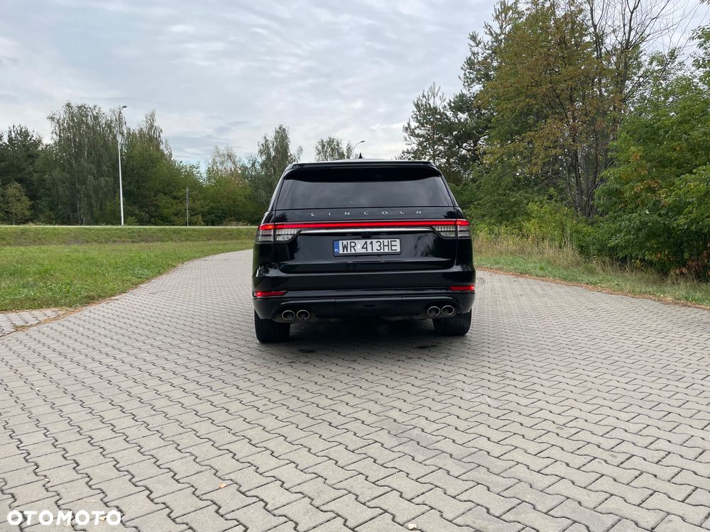 Lincoln Aviator - 12