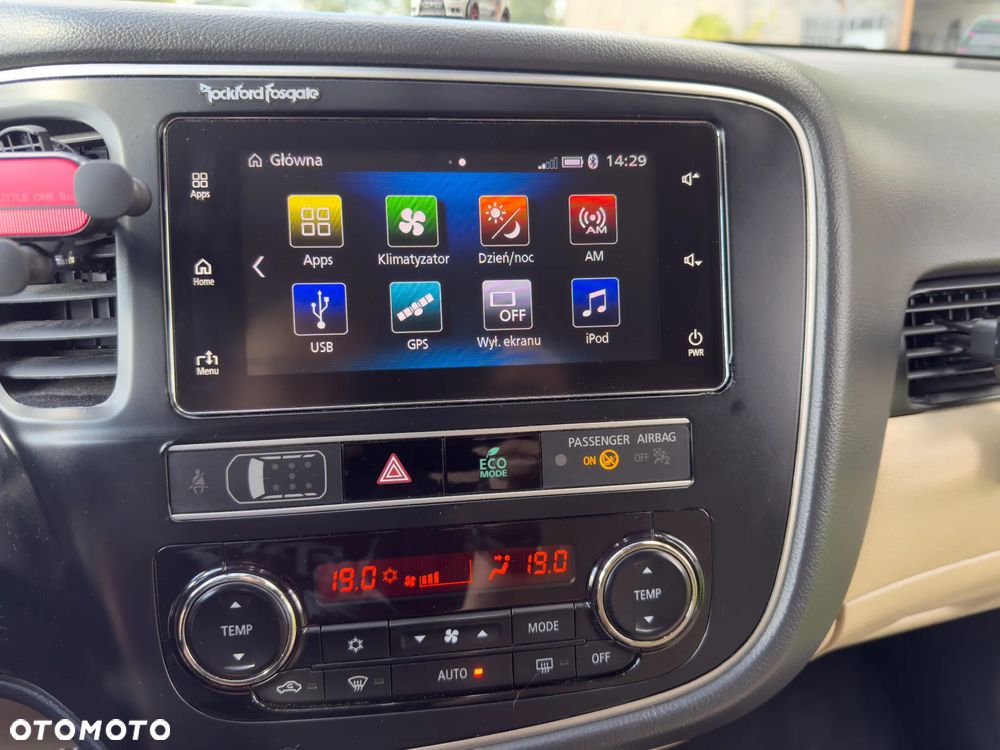 Mitsubishi Outlander 2.0 Instyle SDA 4WD CVT - 14