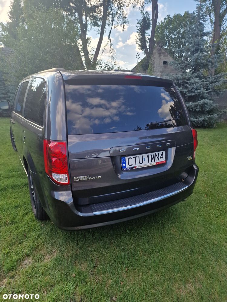 Dodge Grand Caravan 3.6 R/T - 8