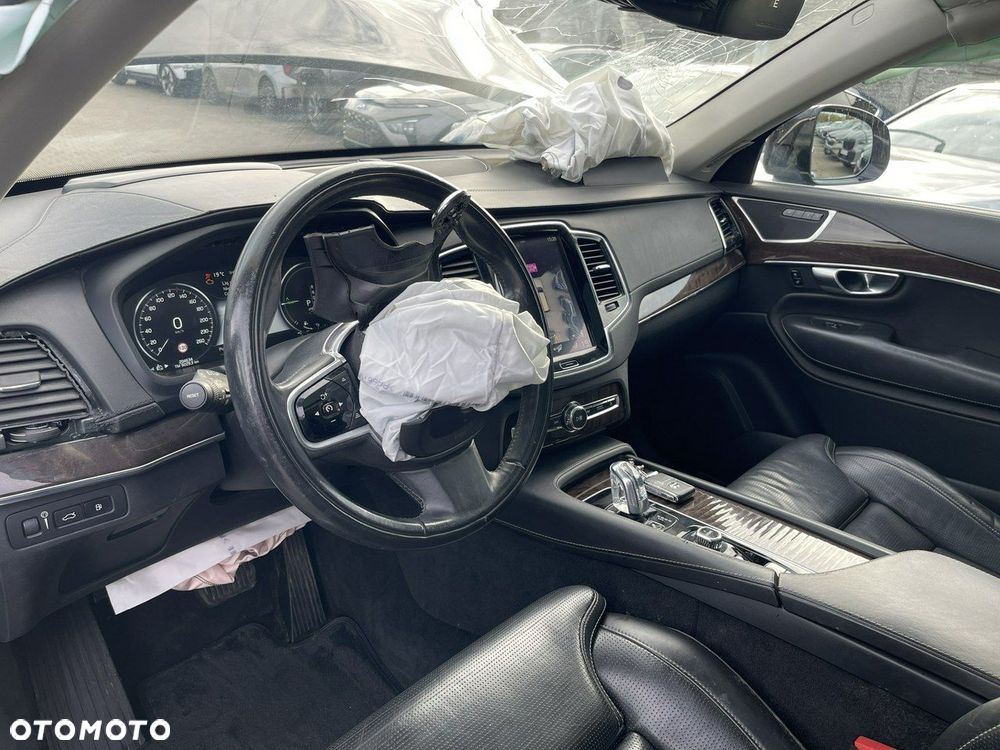 Volvo XC 90 T8 AWD Plug-In Hybrid Inscription 7os - 9