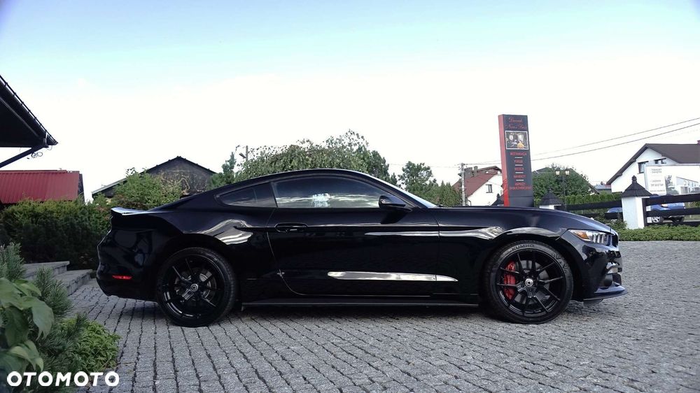 Ford Mustang - 18