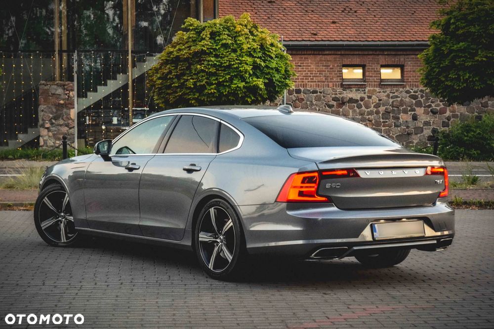 Volvo S90 T6 AWD R-Design - 4