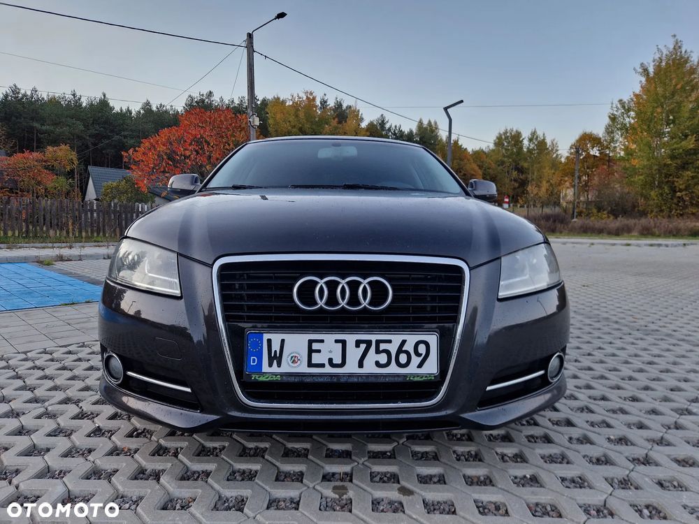 Audi A3 Sportback 2010 photo 3