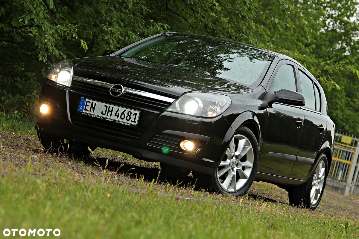 Opel Astra 2.0 Turbo Sport - 2