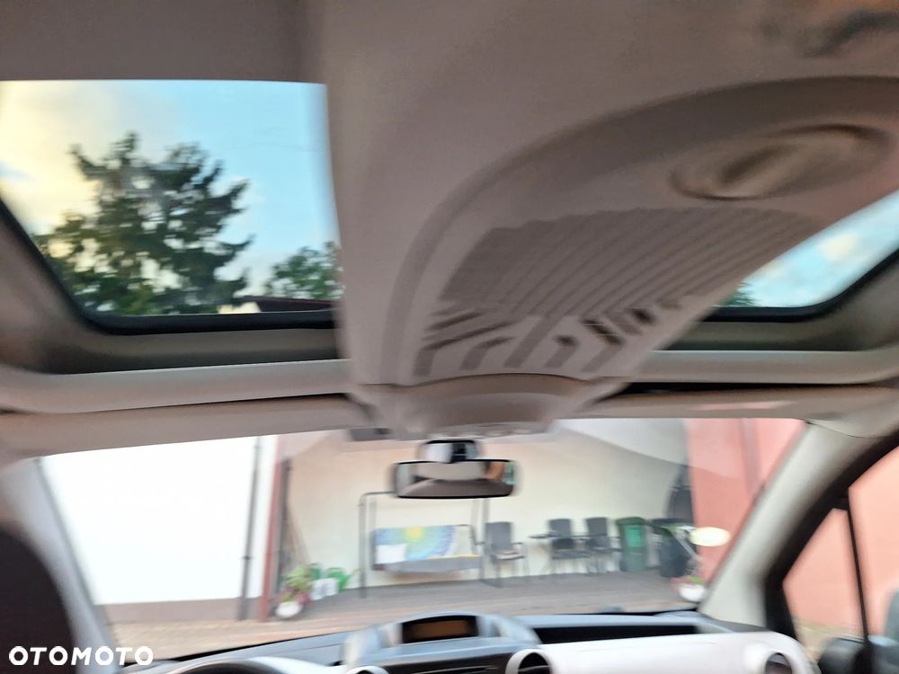 Citroën Berlingo Multispace HDi 90 FAP Selection - 17