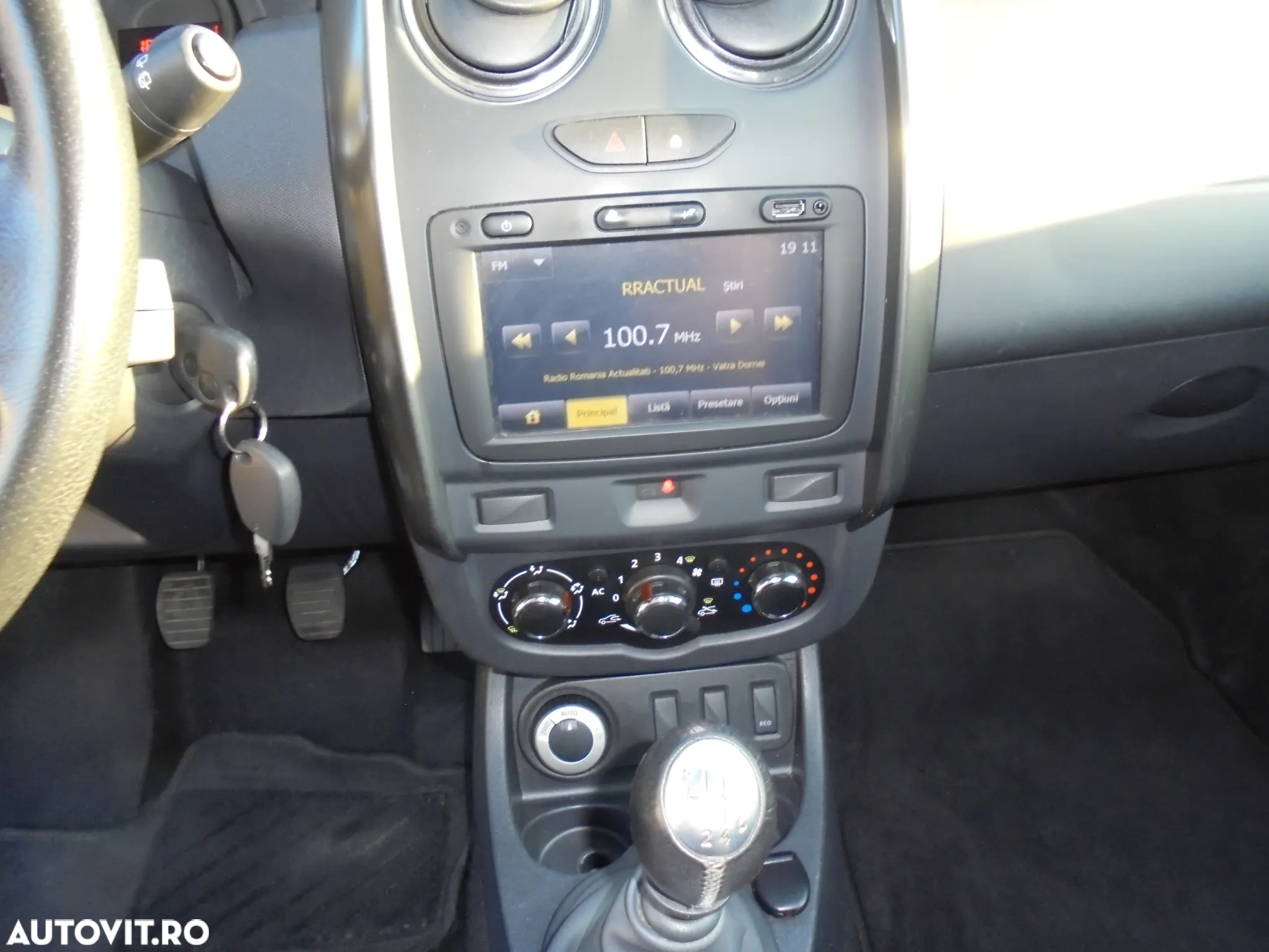 Dacia Duster 1.5 dCi 4WD Prestige jante 16" - 27