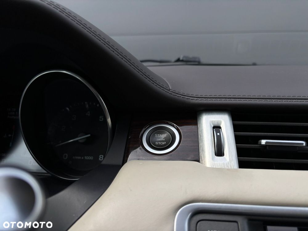 Land Rover Range Rover Evoque 2.0Si4 Dynamic - 39