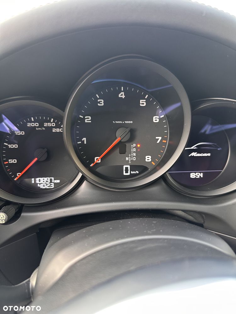 Porsche Macan - 28