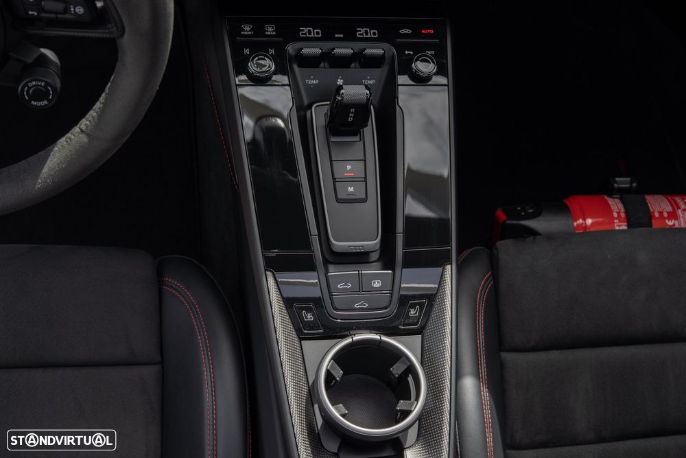 Porsche 911 (992) Carrera 4 GTS PDK - 34