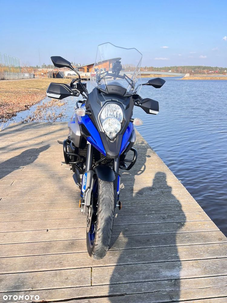 Suzuki V-STROM - 22