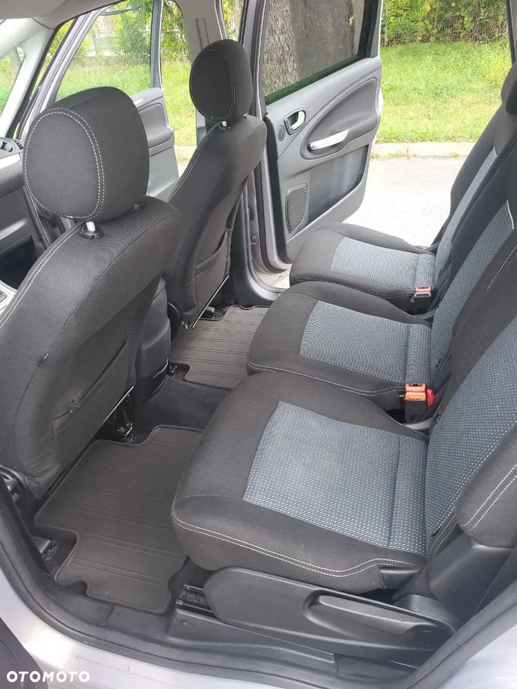 Ford S-Max 2.0 TDCi DPF Titanium - 18