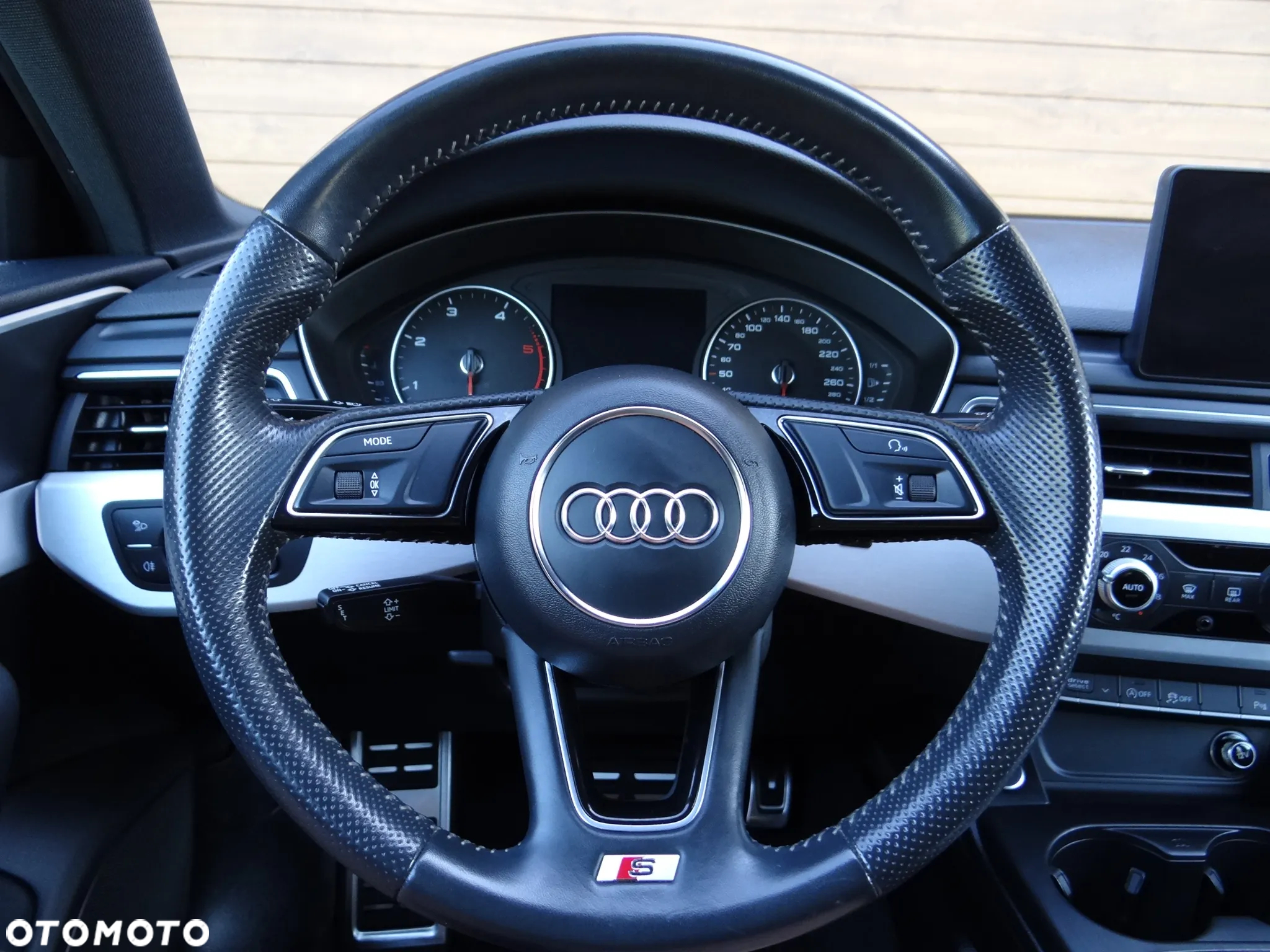 Audi A4 Avant 40 TDI S Line S tronic - 15