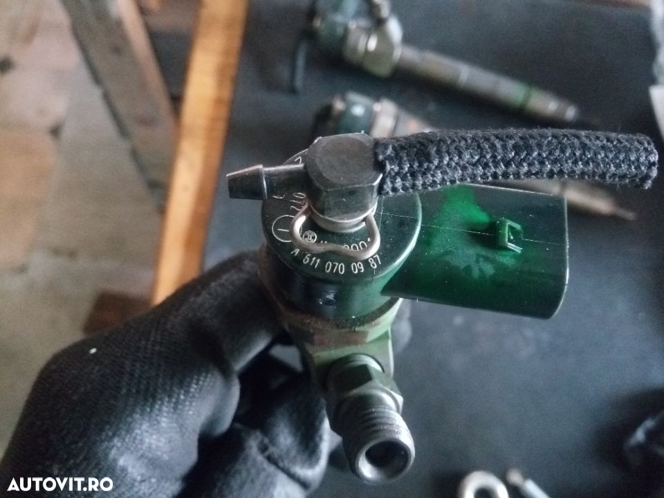 Injectoare Mercedes 2.2 cdi 0445110072 A5110700987 - 2