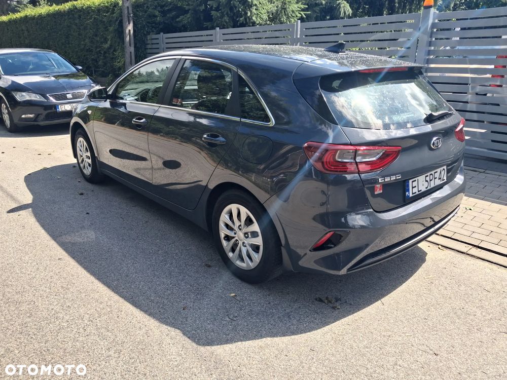 Kia Ceed 1.6 CRDi SCR L Business Line - 11