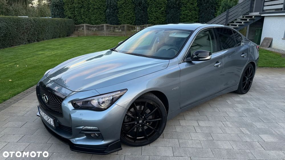 Infiniti Q50 - 2
