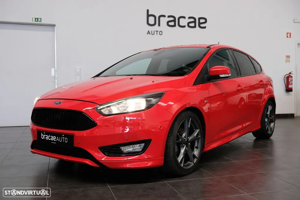 Ford Focus 1.5 TDCi DPF S&S Aut. ST-Line - 3