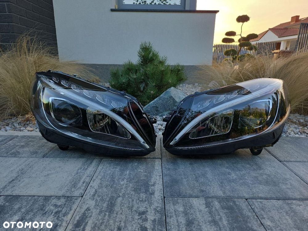 MERCEDES C KLASA 205 Lampy przód Full Led Performance 2059067503 2059067403 - 1