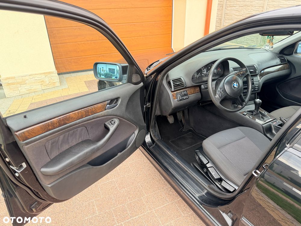BMW Seria 3 318i Edition Lifestyle - 34