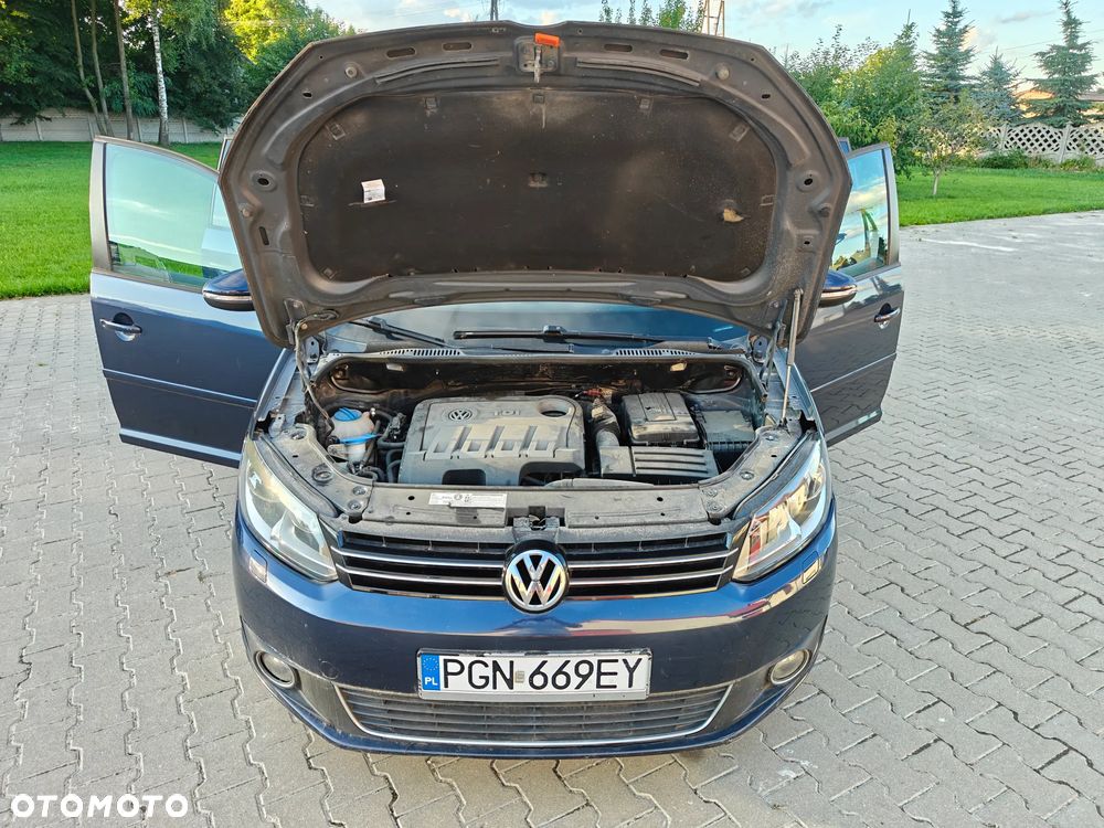 Volkswagen Touran - 8