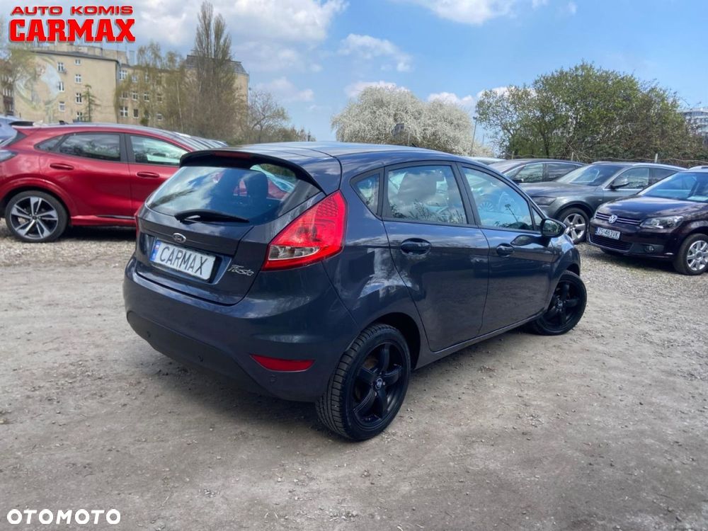 Ford Fiesta - 8