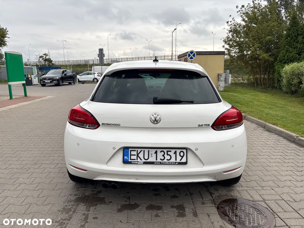 Volkswagen Scirocco 2.0 TDI DSG - 11