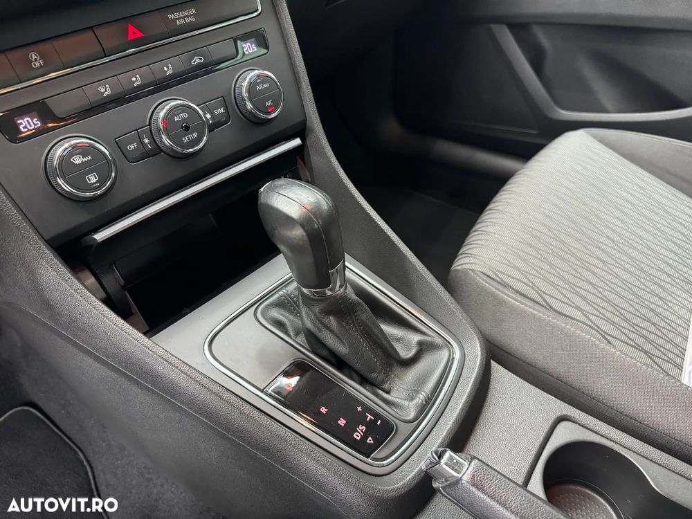 Seat Leon 1.6 TDI Start&Stop DSG Reference - 17